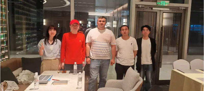 Liesa agit negotium cum Central Asia client Liesa agit negotium cum Central Asia client